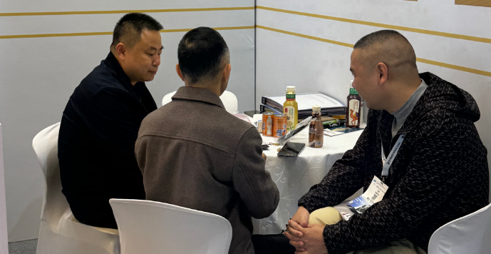 華榮華 | 慕尼黑上海電子生產(chǎn)設(shè)備展第二天：熱度不減，探針賦能智造深耕致遠(yuǎn)